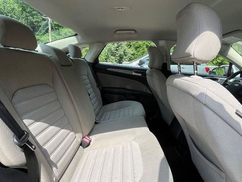 Used 2017 Ford Fusion S FWD image 31
