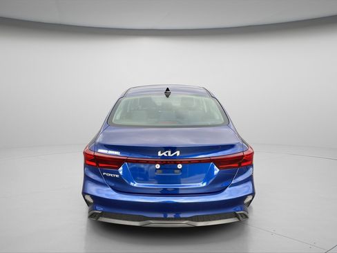 Used 2023 Kia Forte LXS image 6