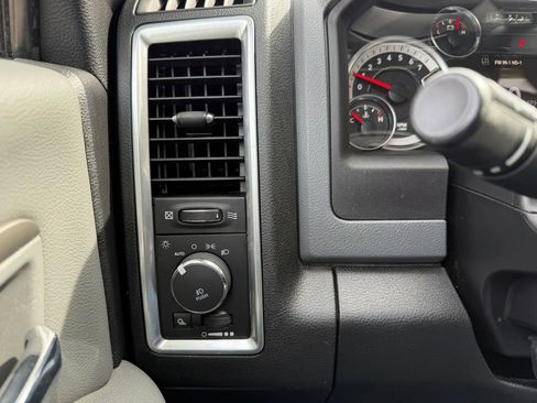 Used 2018 RAM 1500 Big Horn AWD/4WD image 18
