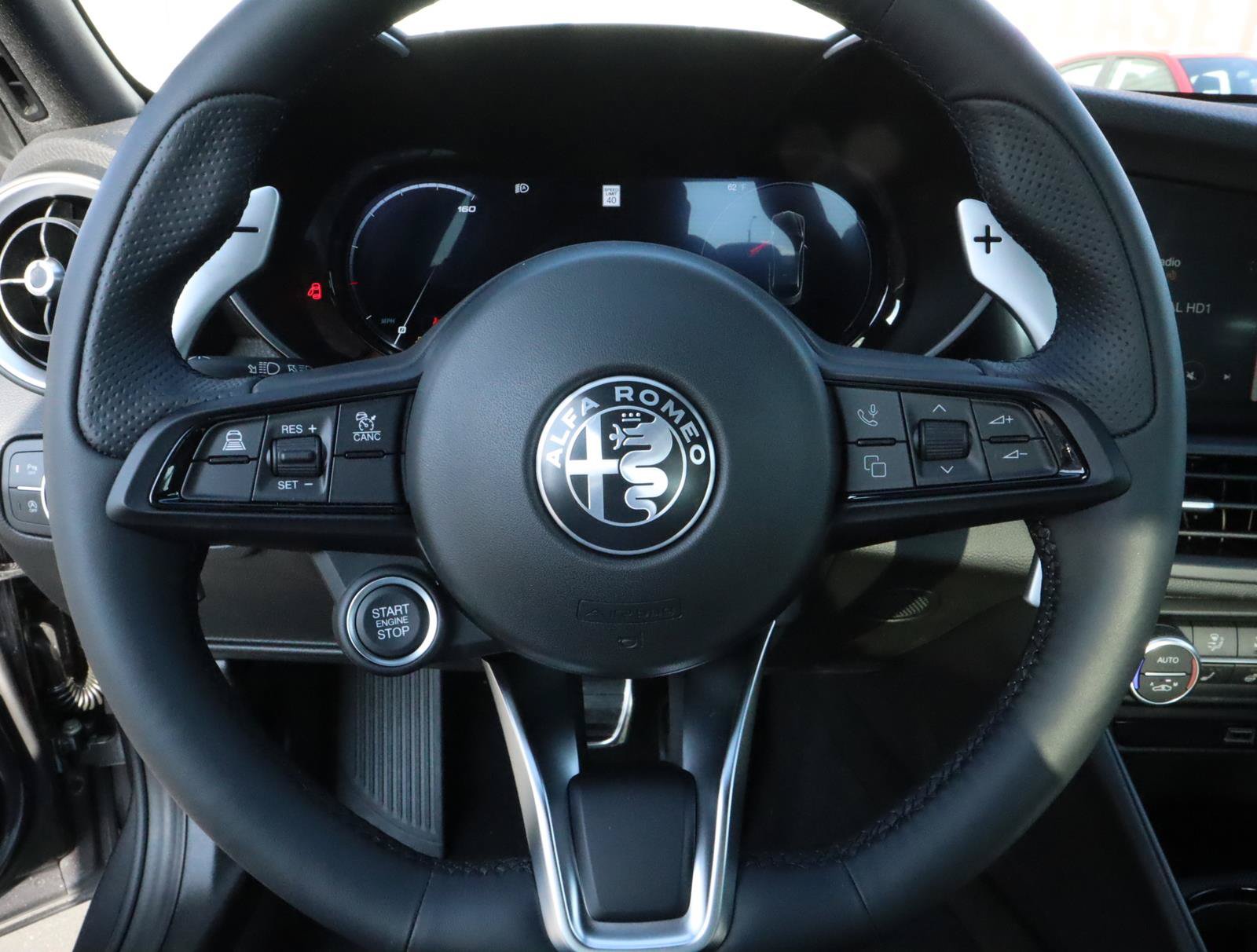 New 2025 Alfa Romeo Giulia w/ Veloce Package Rwd image 12