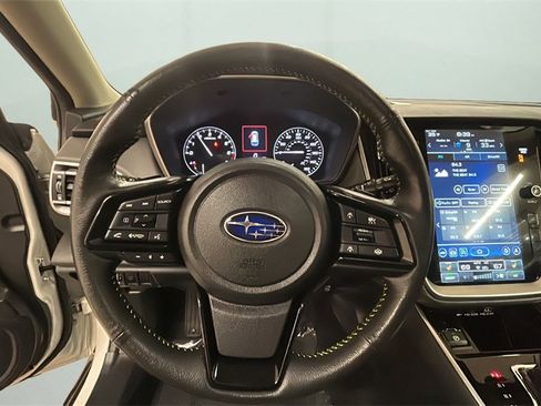 Used 2025 Subaru Outback Onyx Edition image 12