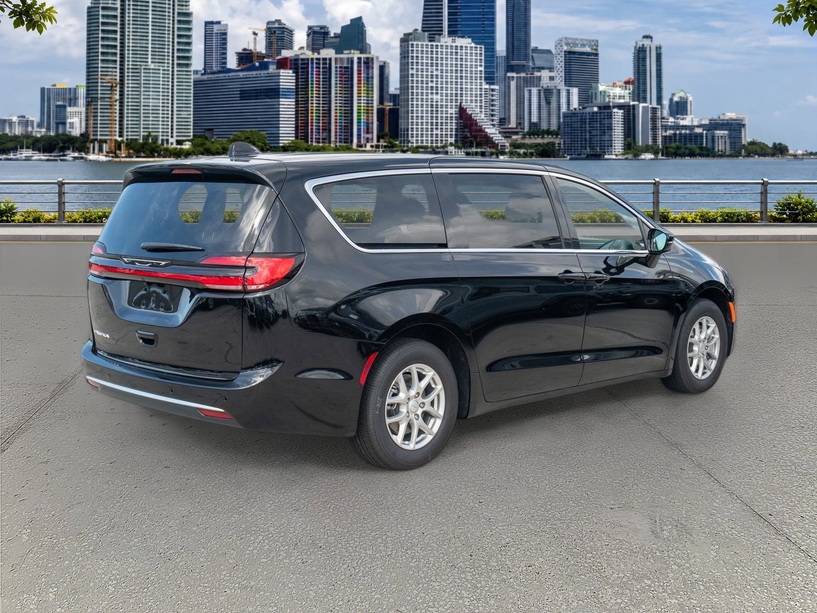New 2027 Chrysler Pacifica Select FWD image 5