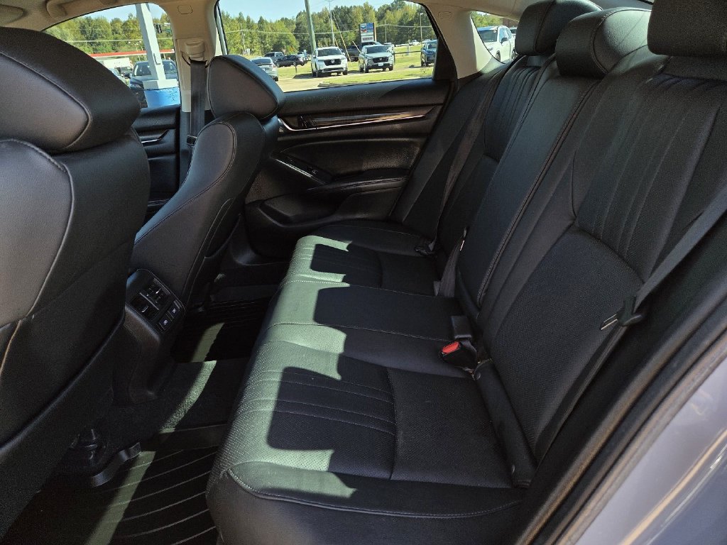 Certified 2022 Honda Accord Touring image 20