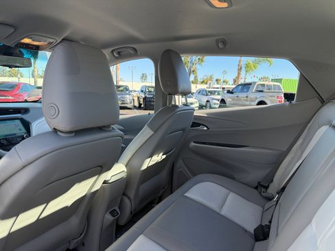 Used 2017 Chevrolet Bolt Premier w/ Driver Confidence II Package image 16