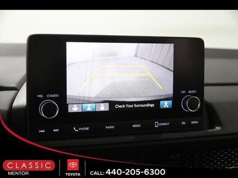 Used 2025 Honda CR-V EX image 12