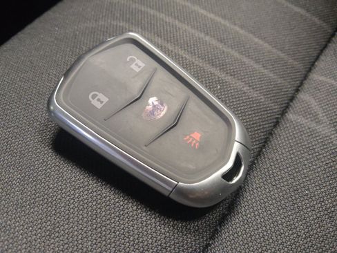 Used 2020 Chevrolet Trax LT w/ LT Convenience Package FWD image 32