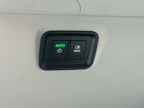 New 2025 Porsche Cayenne Turbo image 11