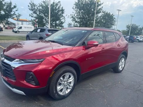 Used 2022 Chevrolet Blazer LT FWD image 5