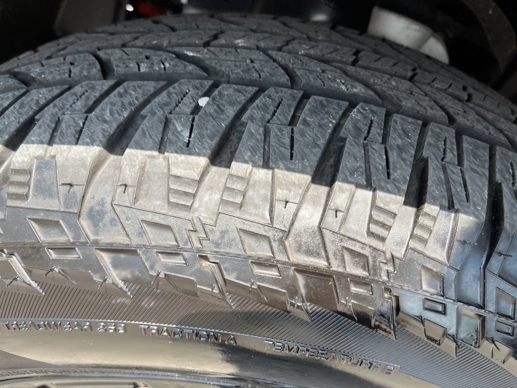 Certified 2026 Nissan Armada PRO-4X AWD/4WD image 32