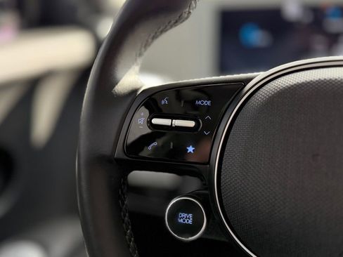 Used 2024 Hyundai Ioniq 5 Limited image 9