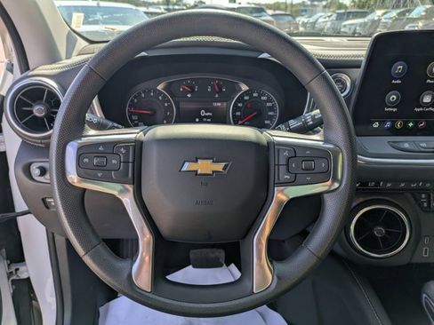 Used 2025 Chevrolet Blazer LT image 22
