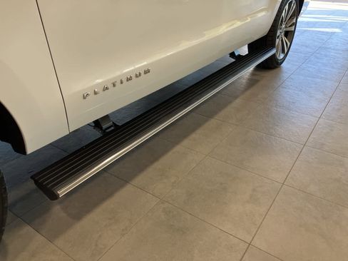 Used 2021 Ford Expedition Max Platinum image 11