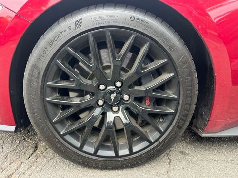 Used 2019 Ford Mustang GT Premium w/ GT Performance Package RWD image 11