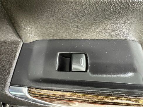 Used 2020 GMC Sierra 1500 Elevation w/ Elevation Value Package image 43