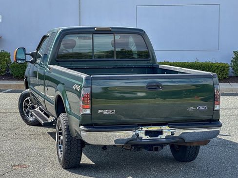 Used 2003 Ford F250 XLT AWD/4WD image 13