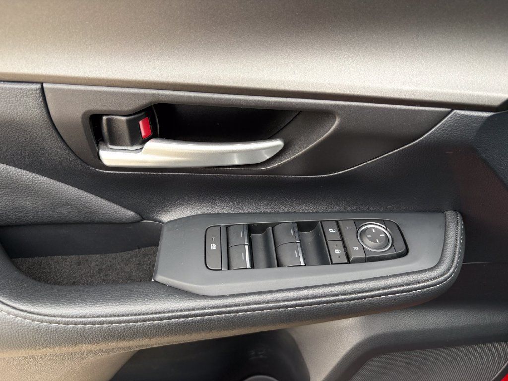 Used 2026 Toyota Grand Highlander AWD Hybrid image 18
