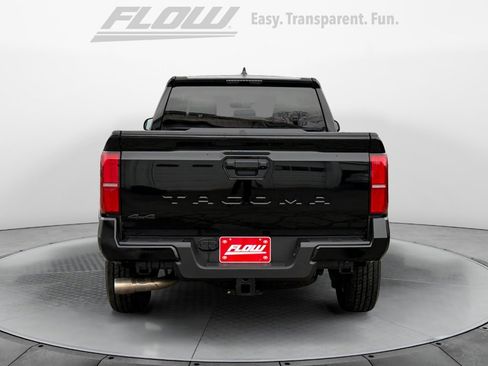 Used 2025 Toyota Tacoma SR5 image 7