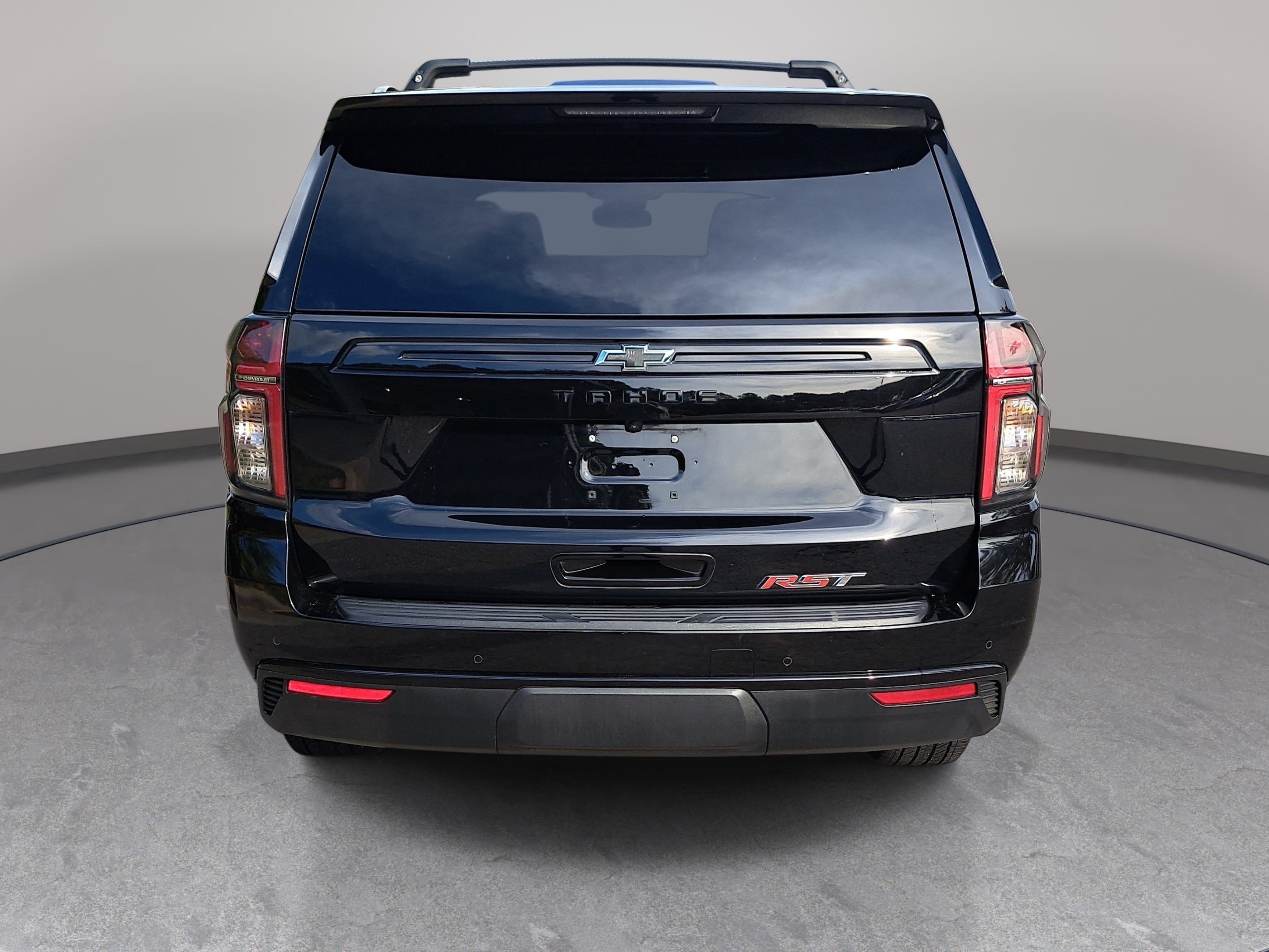 Used 2024 Chevrolet Tahoe RST w/ Luxury Package AWD/4WD image 6