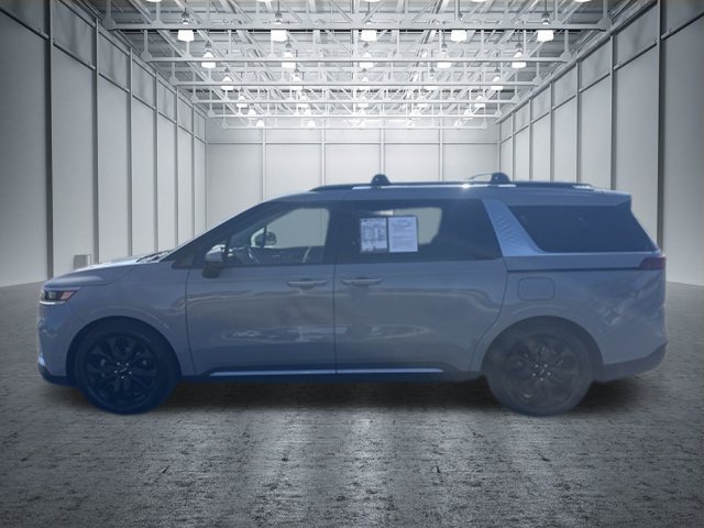 Used 2024 Kia Carnival SX Prestige FWD image 2