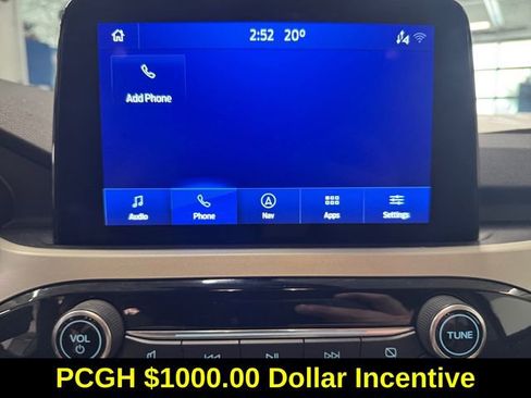 Used 2020 Ford Escape SE image 18