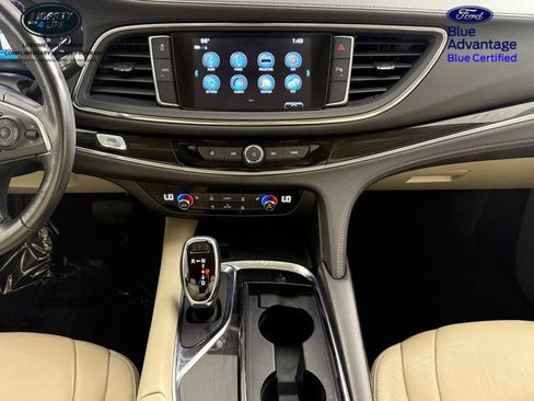 Used 2019 Buick Enclave Essence AWD/4WD image 20
