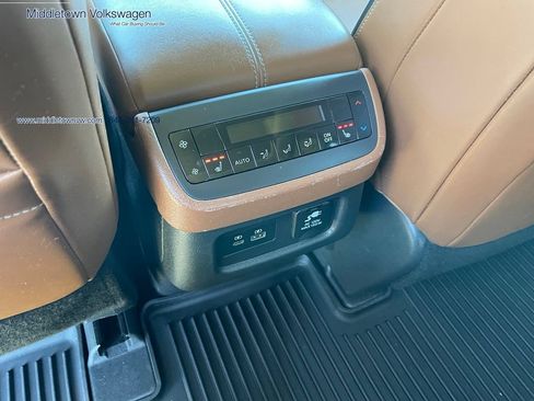 Used 2023 Nissan Pathfinder Platinum AWD/4WD image 27