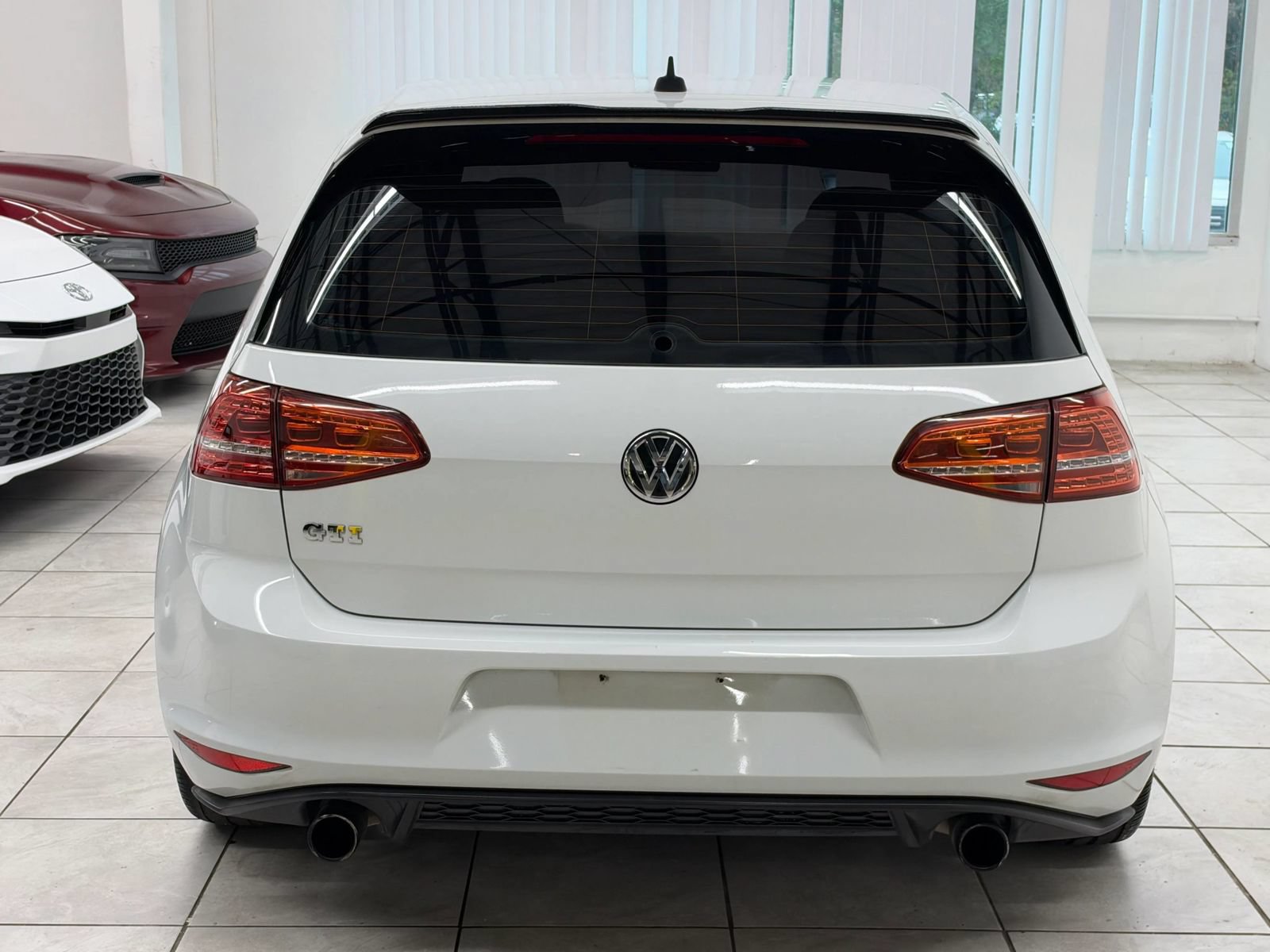 Used 2016 Volkswagen GTI S FWD image 8