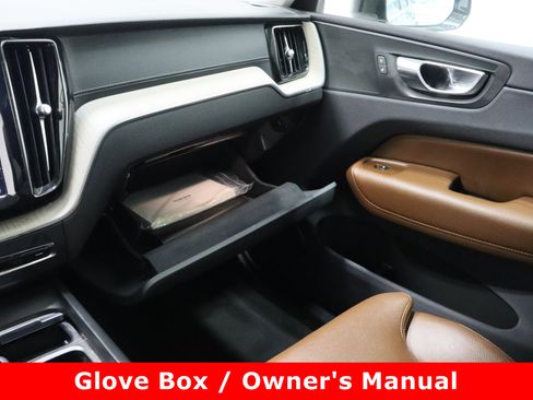 Used 2018 Volvo XC60 T6 Inscription w/ Convenience Package image 24