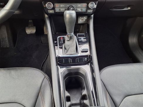 Used 2022 Jeep Compass Limited image 22