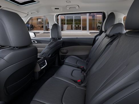 New 2027 Kia Carnival SX FWD image 18
