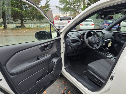 New 2025 Subaru Forester Premium image 7