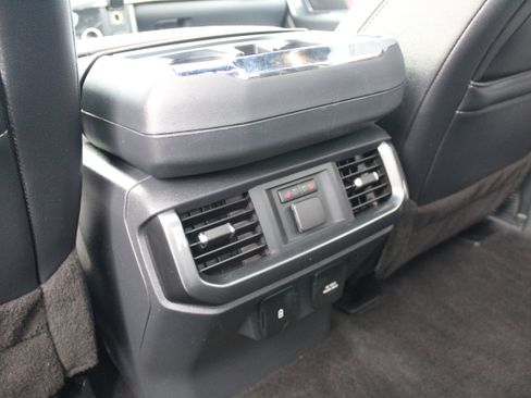 Used 2022 Ford F150 Lariat w/ Equipment Group 502A High image 14