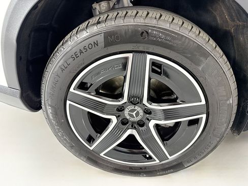 Certified 2026 Mercedes-Benz GLC 300 4MATIC image 32