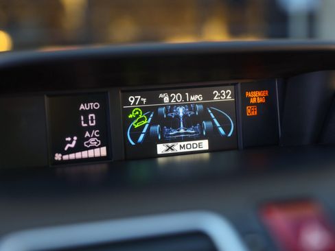 Used 2017 Subaru Forester 2.5i Limited w/ Popular Package #2 image 12