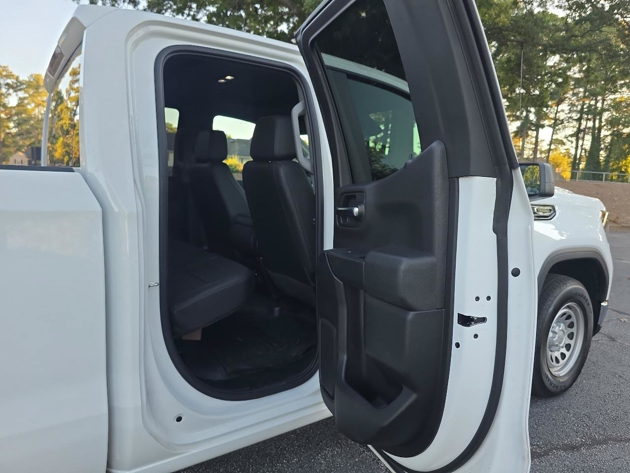 Used 2024 GMC Sierra 1500 Pro w/ Pro Value Package RWD image 18