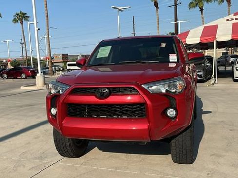 Used 2019 Toyota 4Runner SR5 RWD image 2
