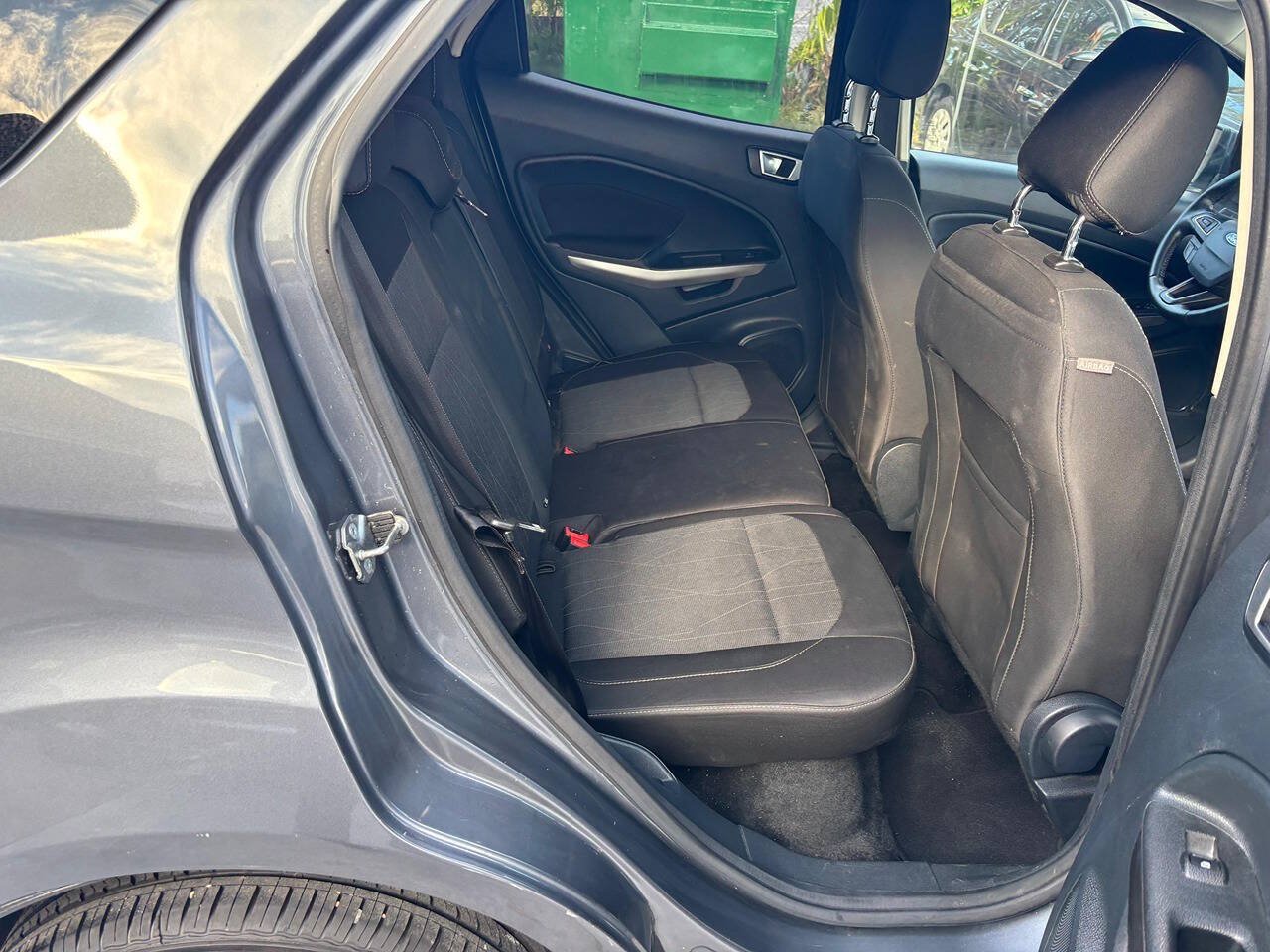 Used 2018 Ford EcoSport SE FWD image 5