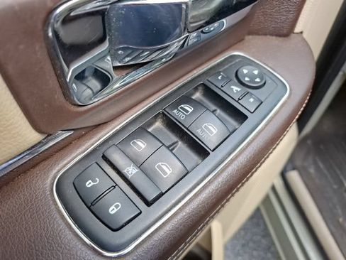 Used 2015 RAM 1500 Laramie w/ Convenience Group RWD image 12