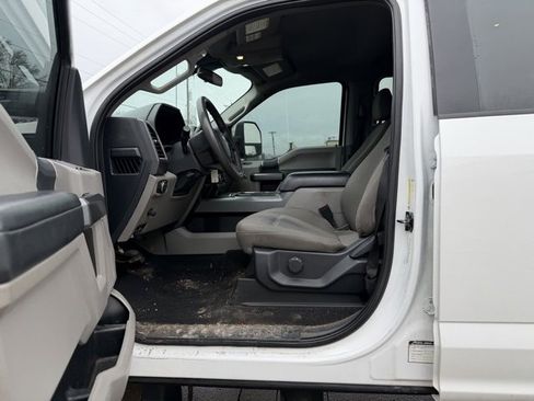 Used 2022 Ford F250 XLT w/ FX4 Off-Road Package image 12