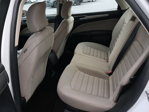 Used 2018 Ford Fusion S FWD image 4