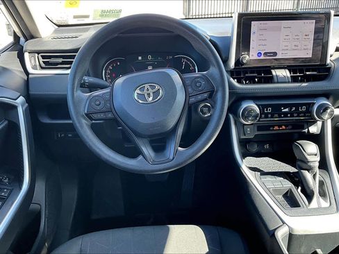 Used 2024 Toyota RAV4 XLE image 6