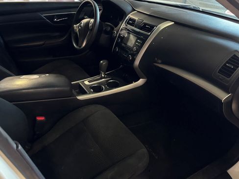 Used 2015 Nissan Altima 2.5 S w/ Special Edition Package FWD image 17