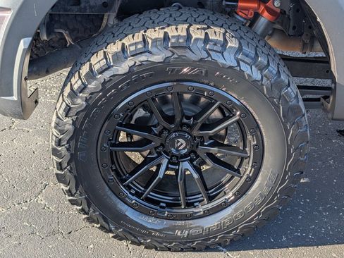 Used 2023 Ford F150 Raptor image 30