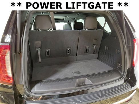 Used 2023 GMC Yukon SLT AWD/4WD image 13