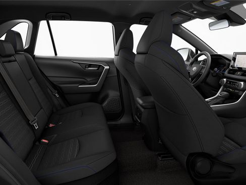 New 2025 Toyota RAV4 SE w/ Convenience Package image 8