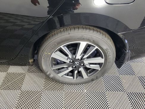 New 2025 Nissan Versa SV w/ Trunk Package image 28