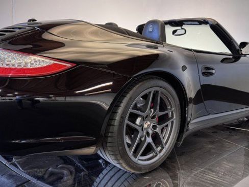 Used 2012 Porsche 911 Carrera 4S AWD/4WD image 27