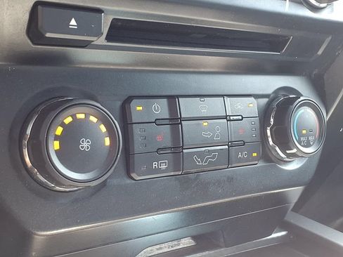 Used 2018 Ford F150 XLT w/ Equipment Group 302A Luxury AWD/4WD image 20