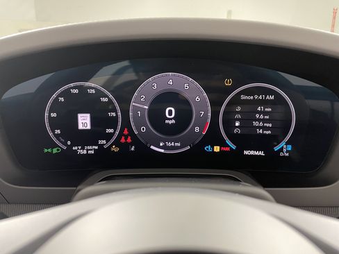 Used 2025 Porsche 911 Carrera S image 18