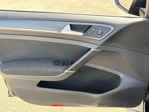 Used 2019 Volkswagen GTI S image 15